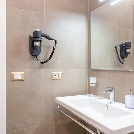 Rhome Vatican بيت ضيافة