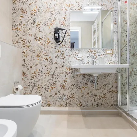 Rhome Vatican بيت ضيافة